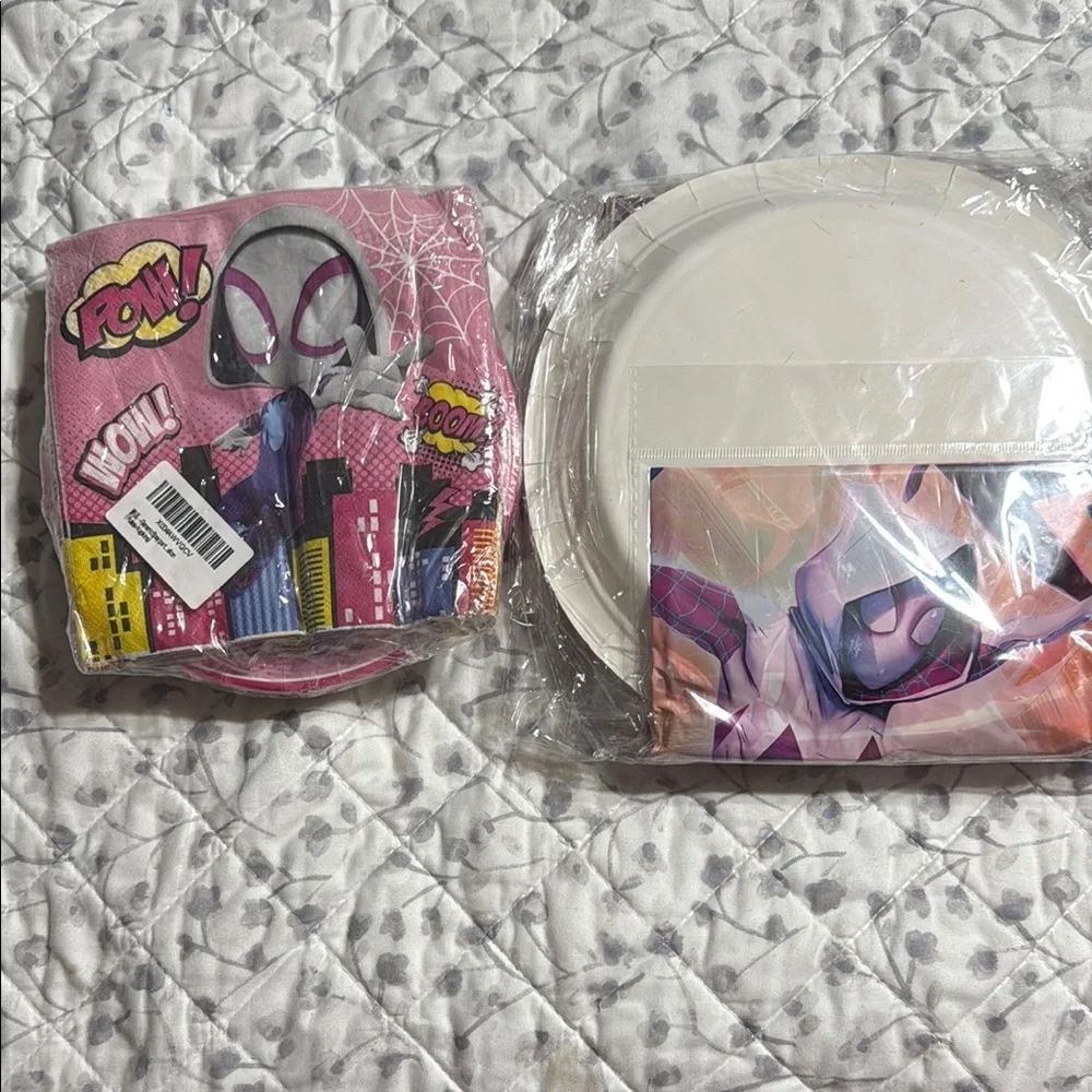 Pink hero Party Supplies Set - Pink and White